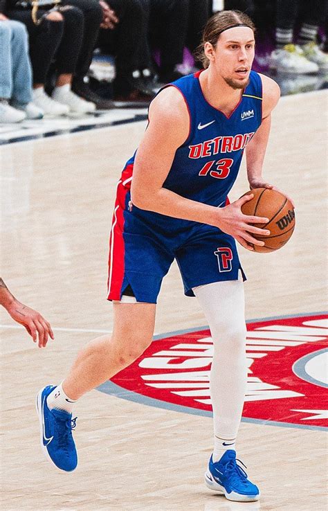 Kelly Olynyk Height, Weight, Age, College, Position, Bio .